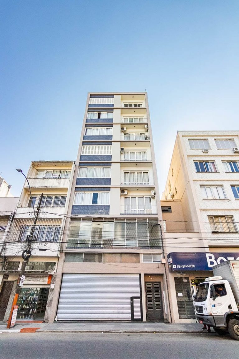 Apartamento com elevador